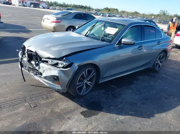 3MW69FF08R8D80263 2024 BMW 3ER - Image 2
