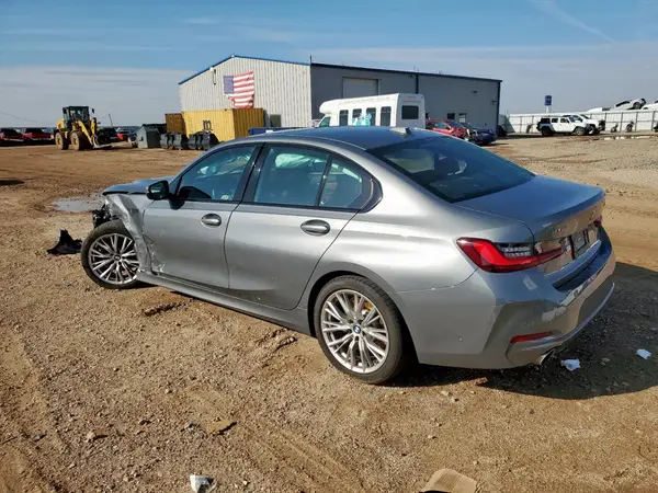 3MW69FF09P8D24426 2023 BMW 3ER - Image 2