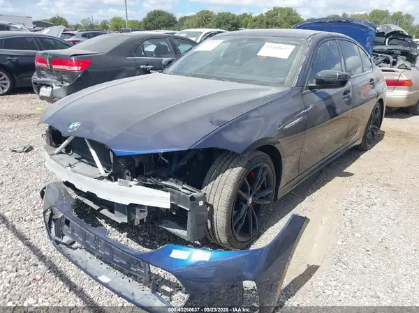 3MW69FF09P8D43879 2023 BMW 3ER - Image 2