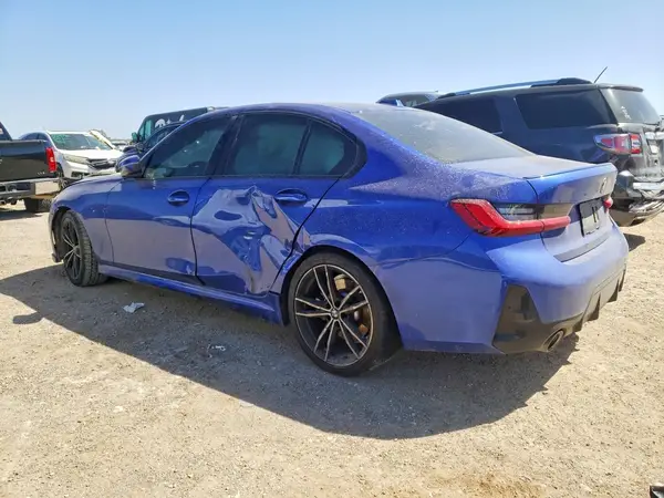 3MW69FF09P8D71715 2023 BMW 3ER - Image 2