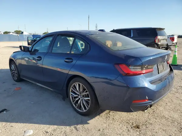 3MW69FF09P8D71861 2023 BMW 3ER - Image 2