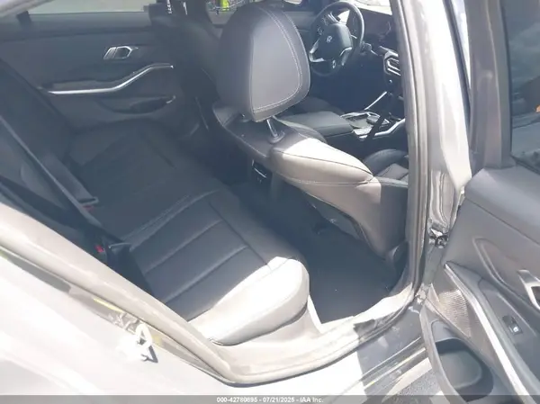 3MW69FF0XP8C84809 2023 BMW 3ER - Image 8