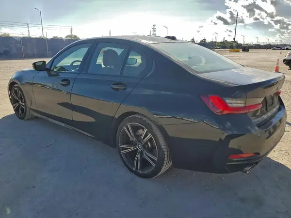 3MW69FF0XP8C91789 2023 BMW 3ER - Image 2