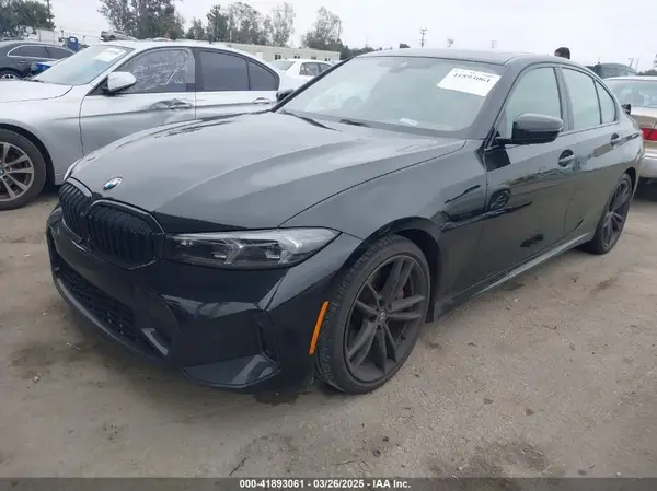 3MW69FF0XP8D71108 2023 BMW 3ER - Image 2