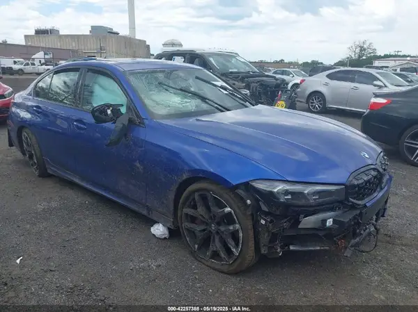 3MW69FT01S8F09888 2025 BMW 3ER - Image 1