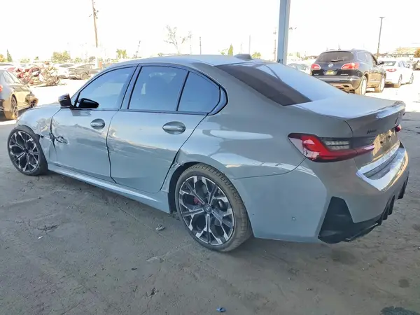 3MW69FT02S8F02674 2025 BMW M3 - Image 2