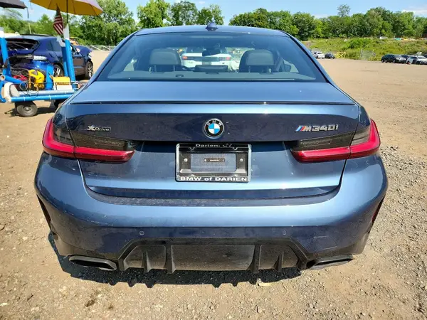 2025 BMW M3 COPART lot 62055716 auction photo 6
