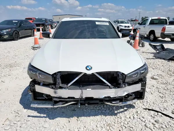 2025 BMW 3 Series COPART lot 71020315 auction photo 5