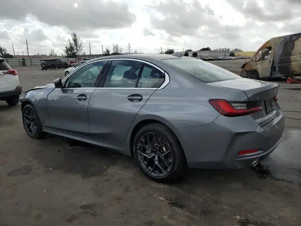 3MW89CW01S8F01583 2025 BMW 3ER - Image 2