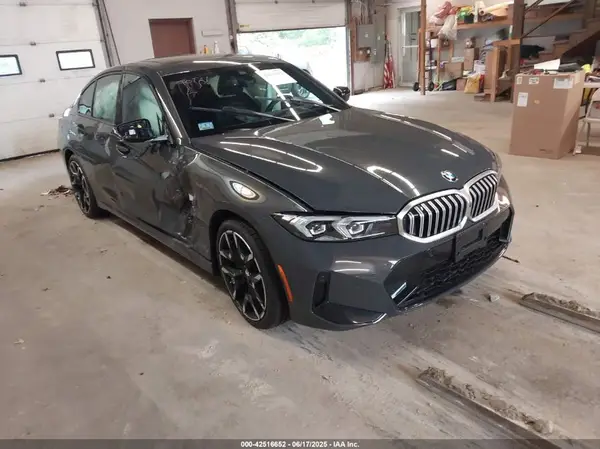 3MW89CW08S8F31843 2025 BMW 3ER - Image 1
