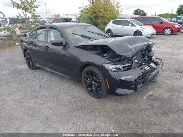 3MW89CW09S8F22889 2025 BMW 3ER - Image 1