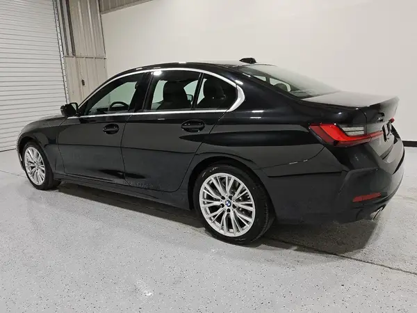 3MW89FF00R8E67499 2024 BMW 3ER - Image 2