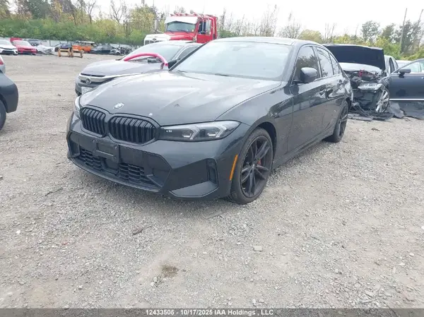 3MW89FF01P8D66050 2023 BMW 3ER - Image 2