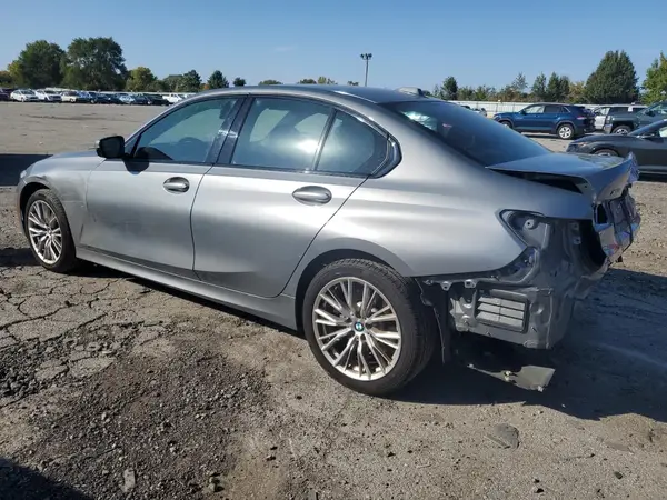 3MW89FF04P8D04447 2023 BMW 3ER - Image 2