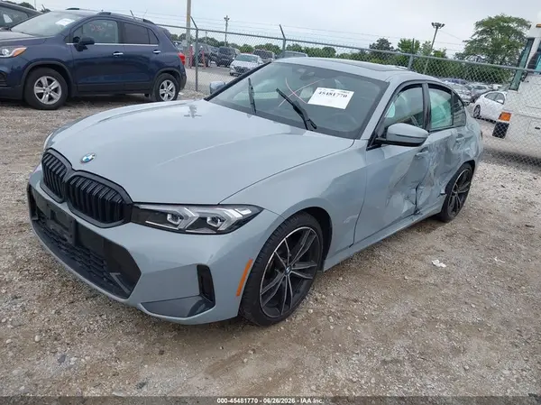 3MW89FF04P8D52787 2023 BMW 3ER - Image 2