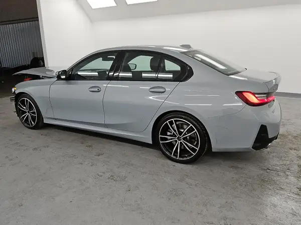 3MW89FF05R8E63867 2024 BMW 3ER - Image 2