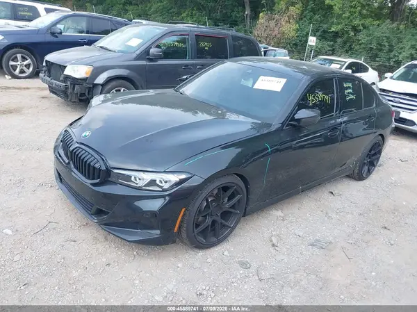 3MW89FF06P8D54069 2023 BMW 3ER - Image 2