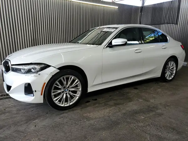 3MW89FF06R8E27556 2024 BMW 3ER - Image 1