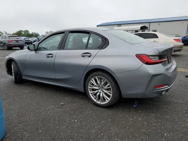 3MW89FF09P8D03763 2023 BMW 3ER - Image 2