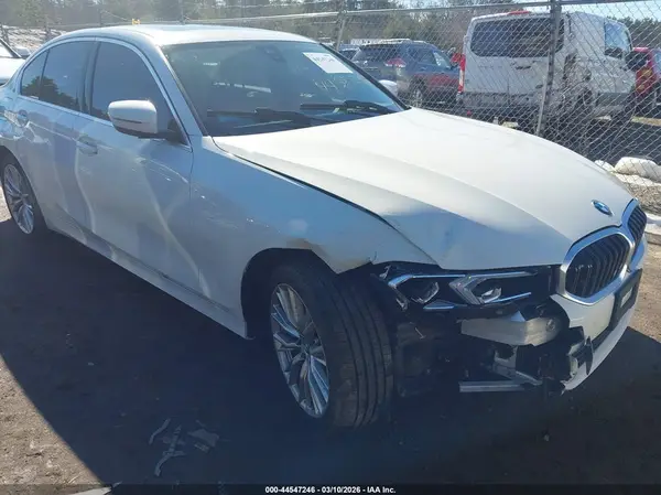 3MW89FF09R8D84380 2024 BMW 3ER - Image 1