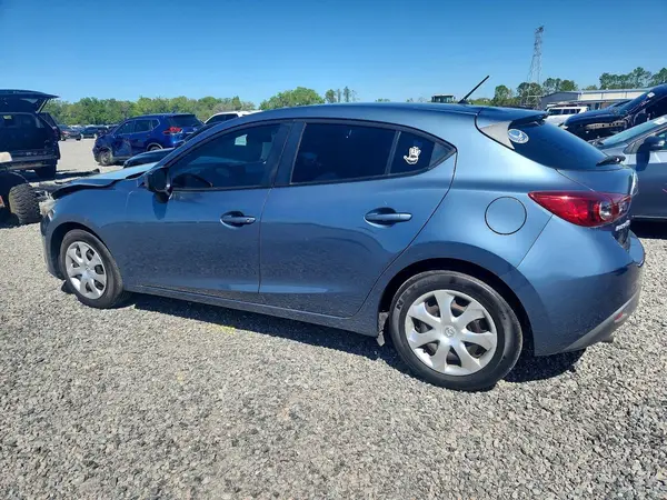 3MZBM1J71GM252083 2016 MAZDA 3 - Image 2