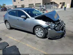 3MZBM1J79GM238934 2016 MAZDA 3