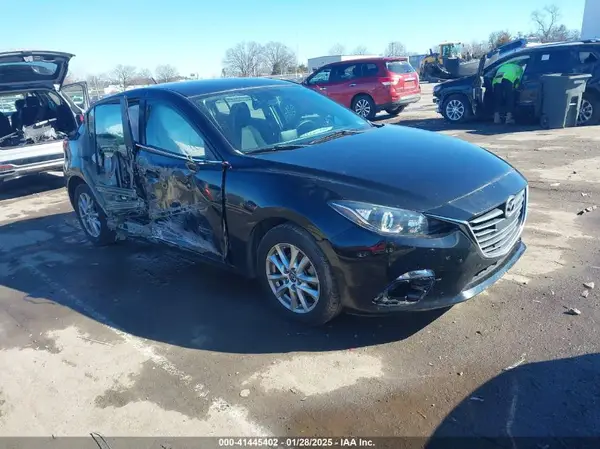 3MZBM1K70GM268869 2016 MAZDA 3 - Image 1
