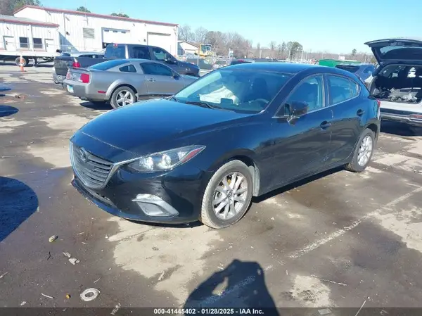 3MZBM1K70GM268869 2016 MAZDA 3 - Image 2