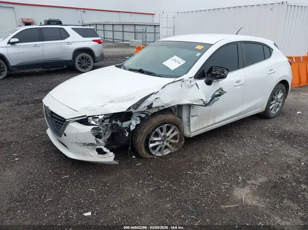 3MZBM1K70GM274302 2016 MAZDA 3 - Image 2