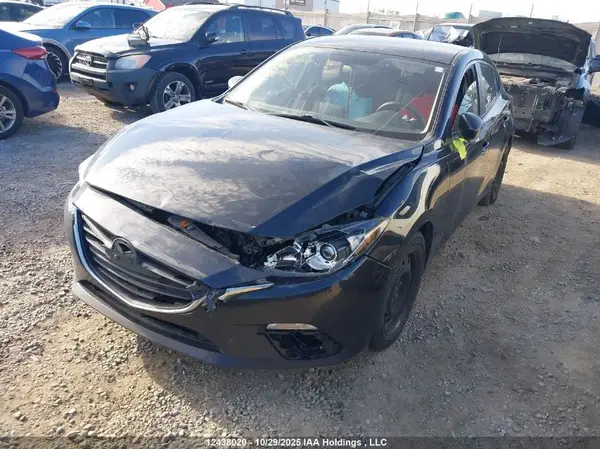 3MZBM1K74GM246177 2016 MAZDA 3 - Image 2
