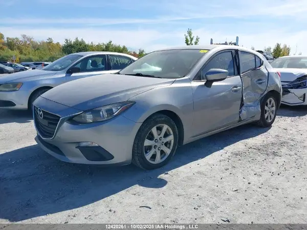 3MZBM1K77GM293851 2016 MAZDA 3 - Image 2