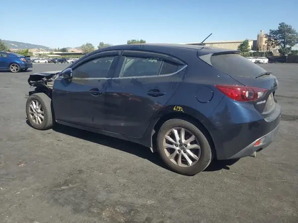 3MZBM1K77GM321423 2016 MAZDA 3 - Image 2