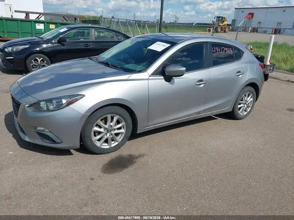 3MZBM1K79GM275285 2016 MAZDA 3 - Image 2