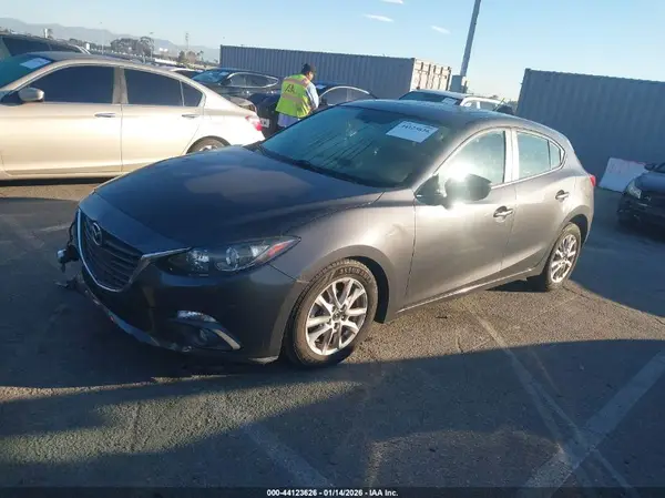 3MZBM1L70GM324498 2016 MAZDA 3 - Image 2