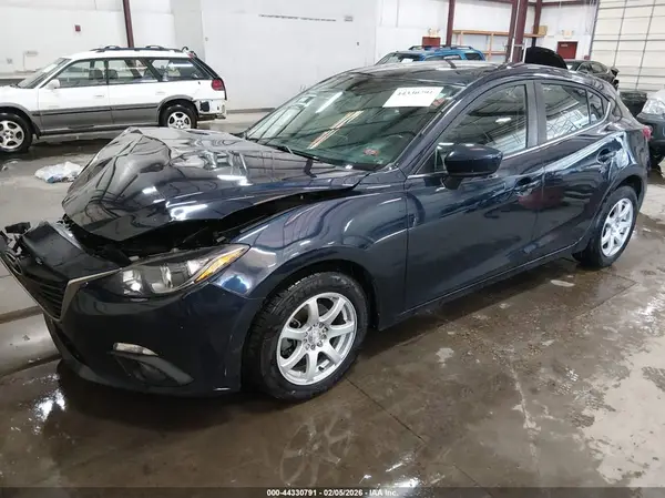 3MZBM1L72GM323269 2016 MAZDA 3 - Image 2