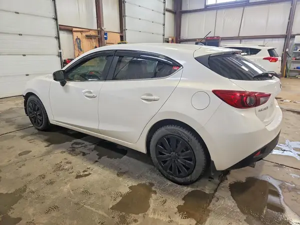 3MZBM1L74GM317537 2016 MAZDA 3 - Image 2