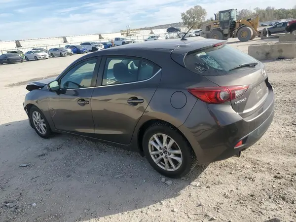 3MZBM1L76GM284749 2016 MAZDA 3 - Image 2