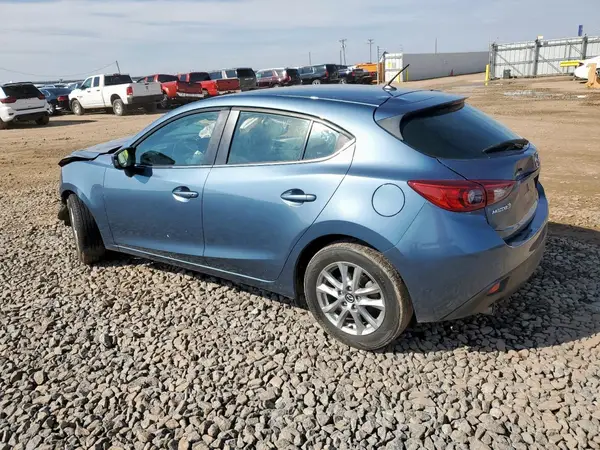 3MZBM1L76GM318561 2016 MAZDA 3 - Image 2