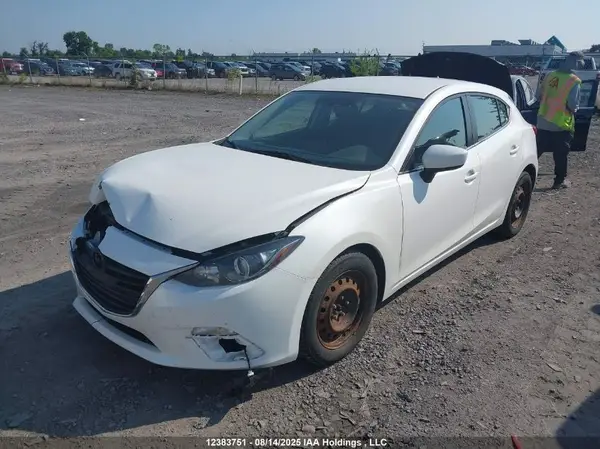 3MZBM1L79GM286124 2016 MAZDA 3 - Image 2