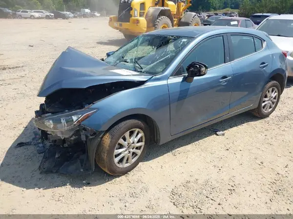 3MZBM1L7XGM267257 2016 MAZDA 3 - Image 2