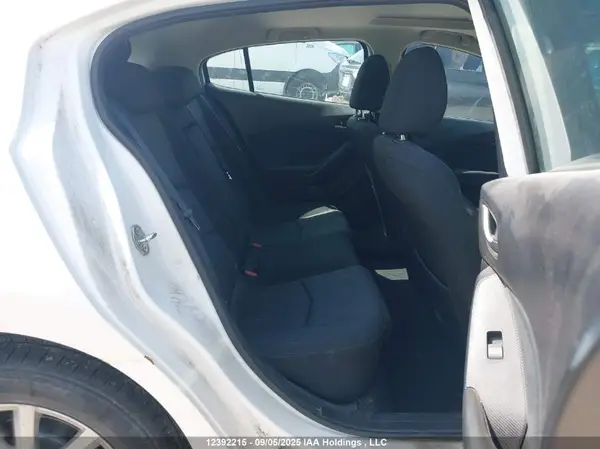 3MZBM1L7XGM294670 2016 MAZDA 3 - Image 8