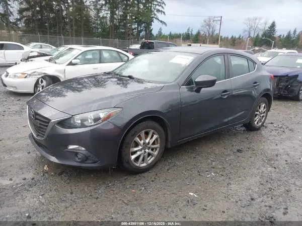 3MZBM1M72GM325599 2016 MAZDA 3 - Image 2