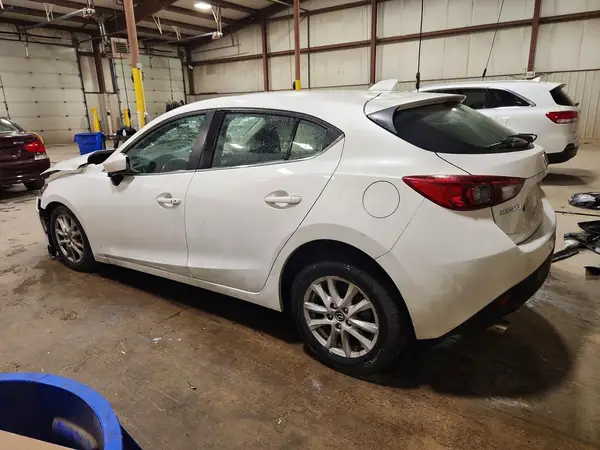 3MZBM1M74GM249416 2016 MAZDA 3 - Image 2