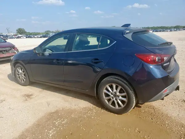 3MZBM1M74GM268600 2016 MAZDA 3 - Image 2