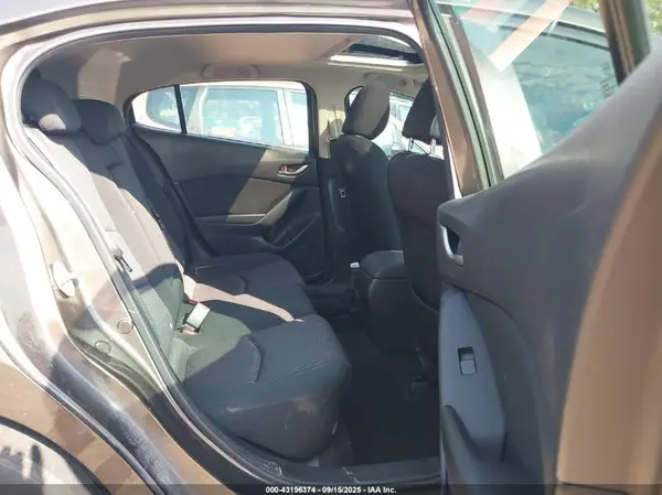 3MZBM1M76GM243276 2016 MAZDA 3 - Image 8