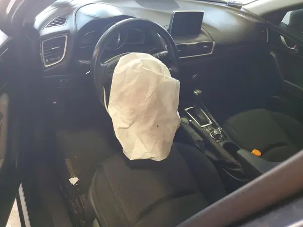 3MZBM1M76GM246257 2016 MAZDA 3 - Image 8