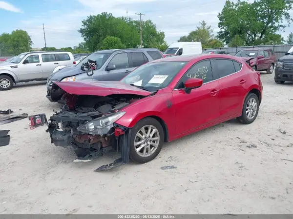 3MZBM1M78GM319483 2016 MAZDA 3 - Image 2