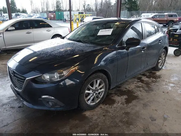 3MZBM1M79GM320979 2016 MAZDA 3 - Image 2