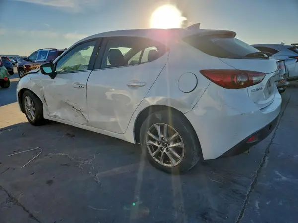 3MZBM1M7XGM324992 2016 MAZDA 3 - Image 2