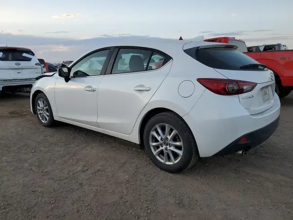 3MZBM1M7XGM325625 2016 MAZDA 3 - Image 2